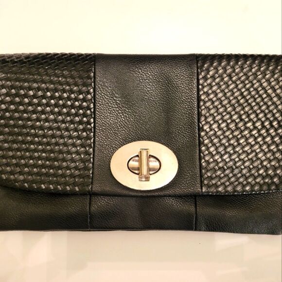 BRAND NEW EXLARGE BLACK CLUTCH - Picture 2 of 16